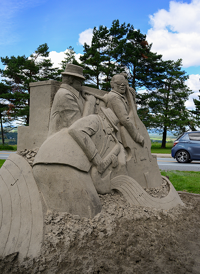 Sand sculpture take 2.jpg