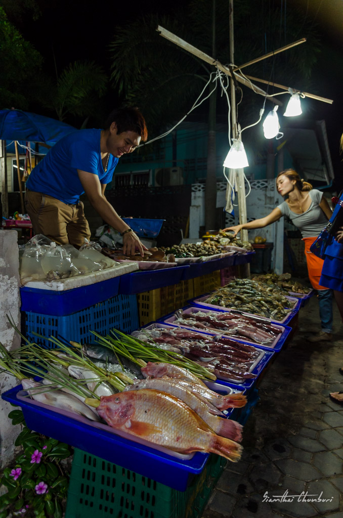 seafood-2.jpg