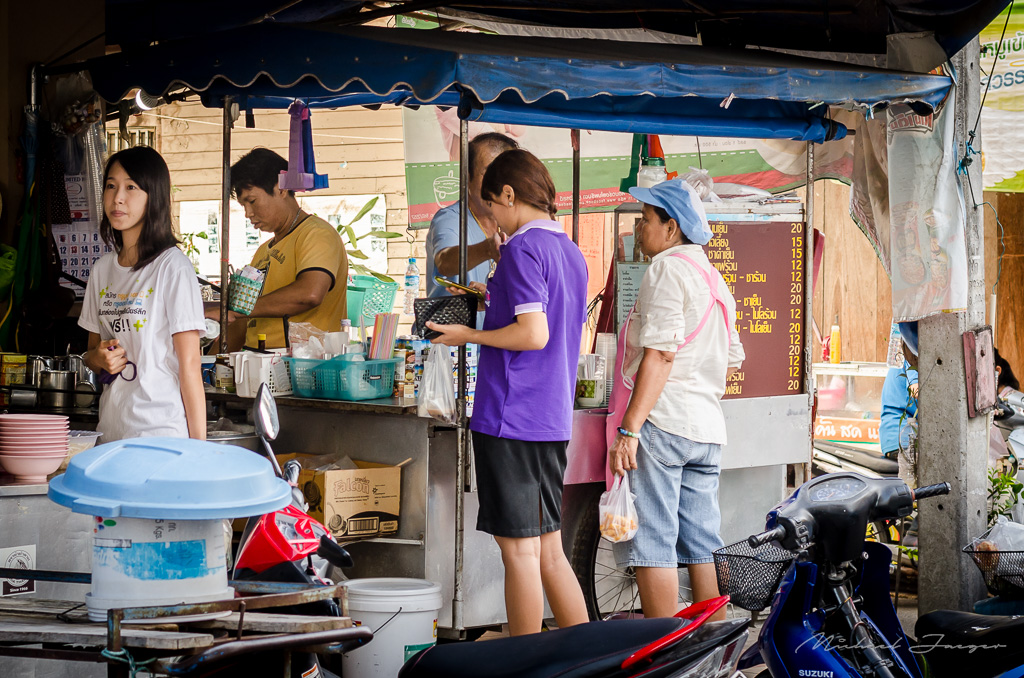 selling-breakfast-1.jpg