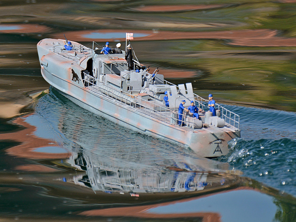 Ship2.jpg