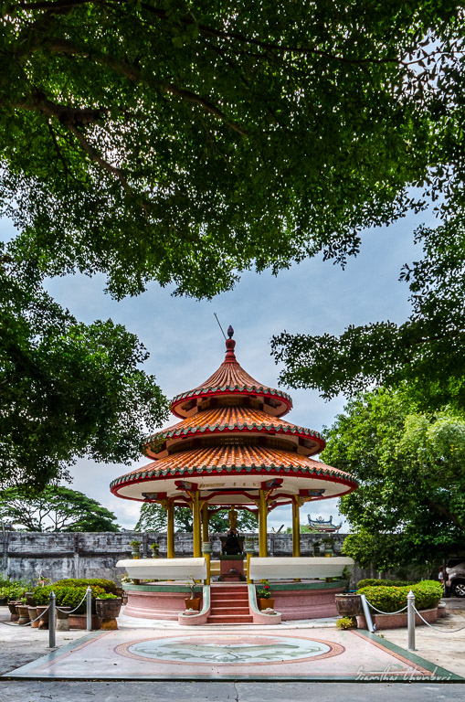 shrine-ype-1.jpg