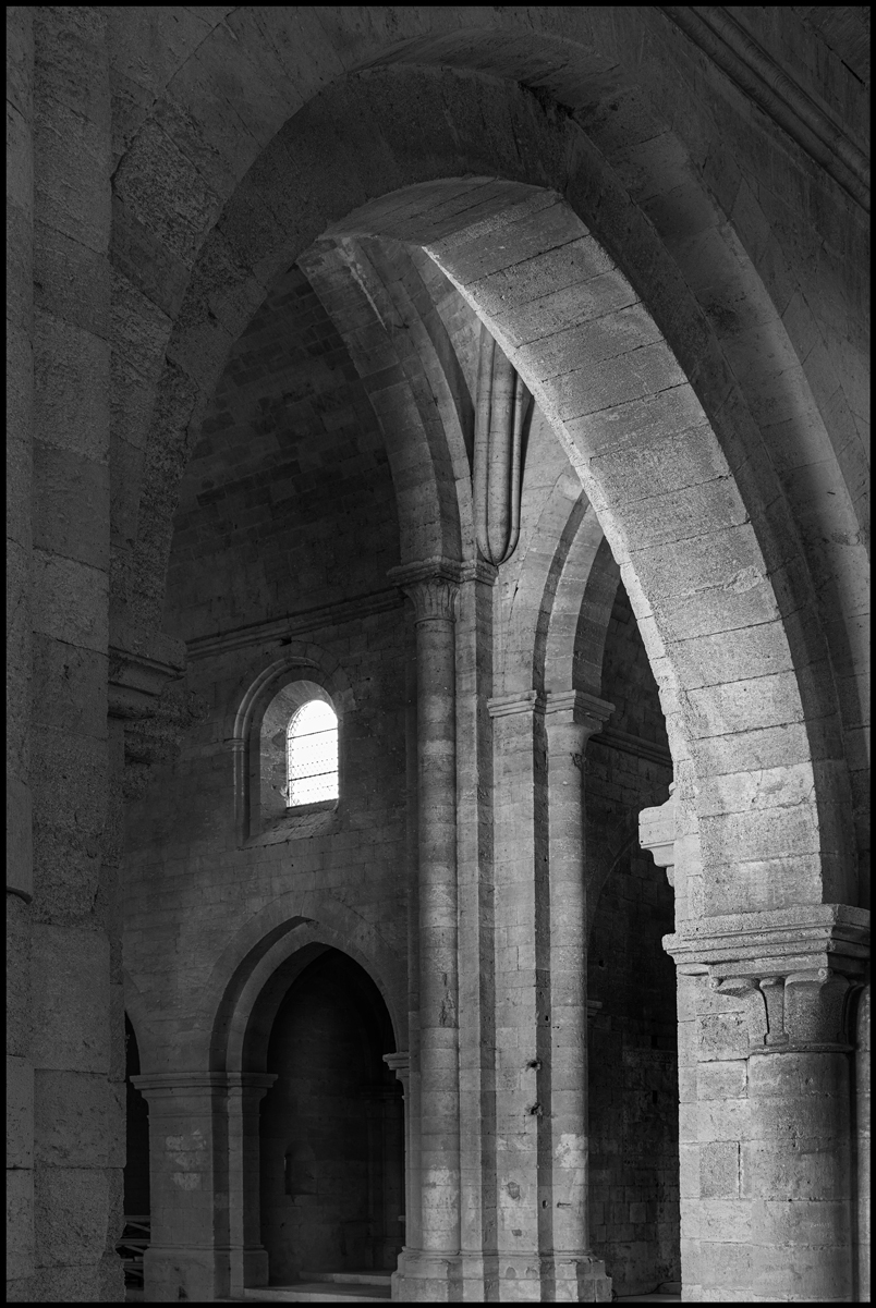 silvacane14_bw.jpg
