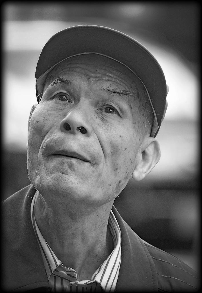 sm0210133sm.jpg