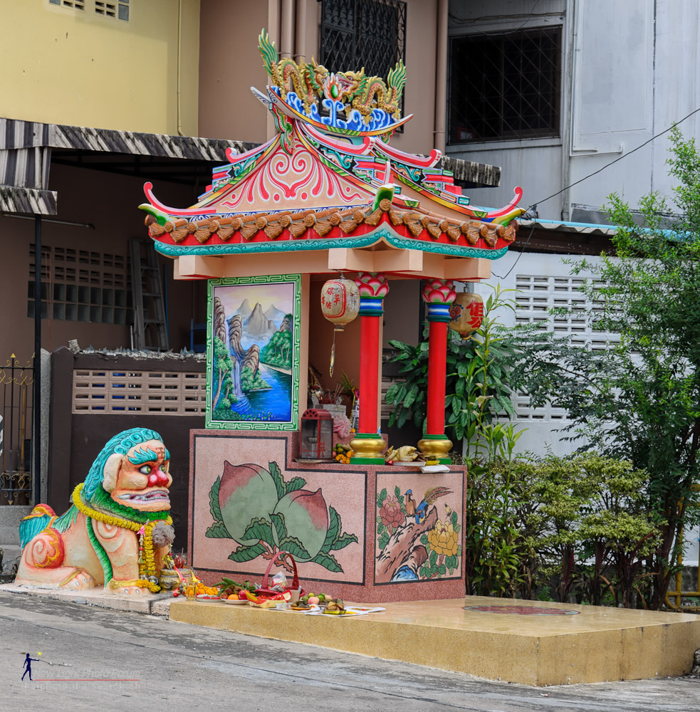 smallshrine-1.jpg