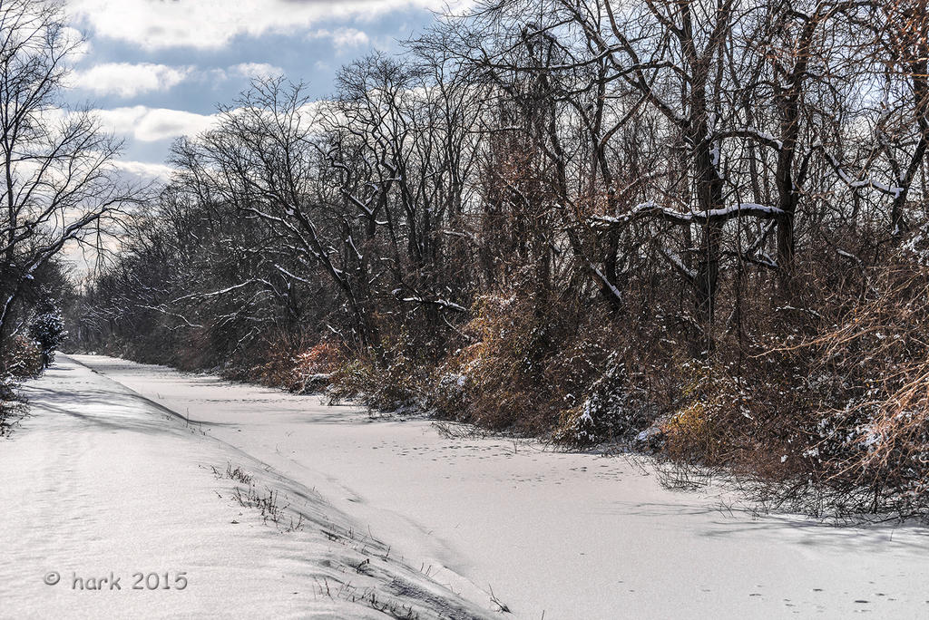 Snowy Delaware Canal and Towpath.jpg