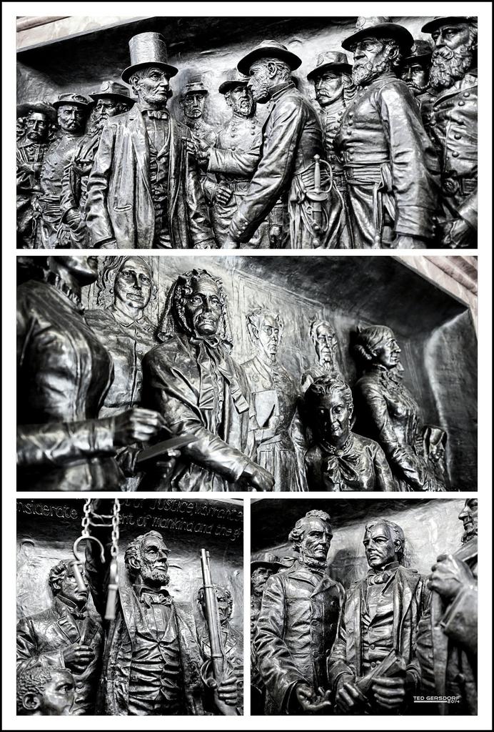 Soldiers and Sailors Monument Interior.jpg