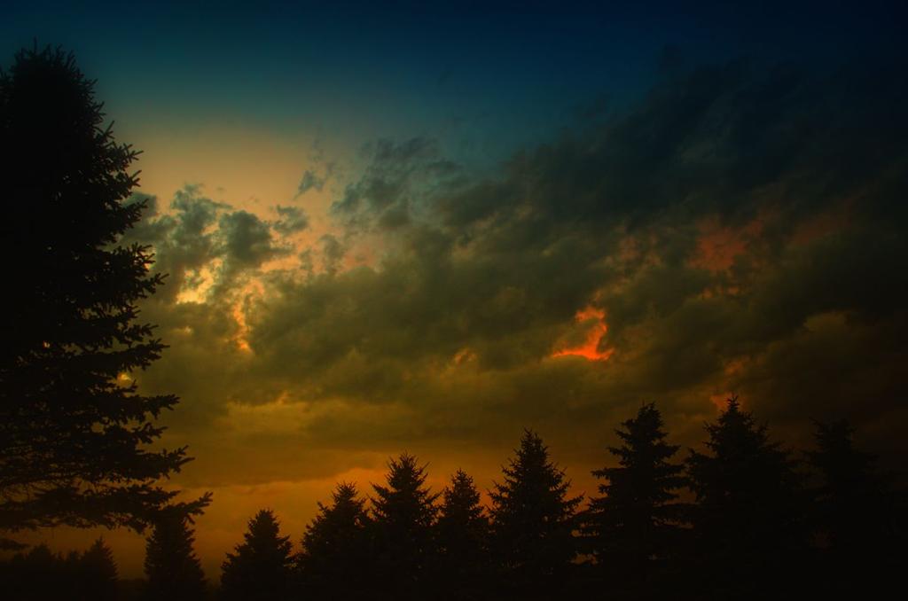 spring storm clouds1200.jpg