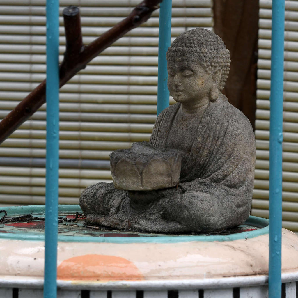 Statue.jpg