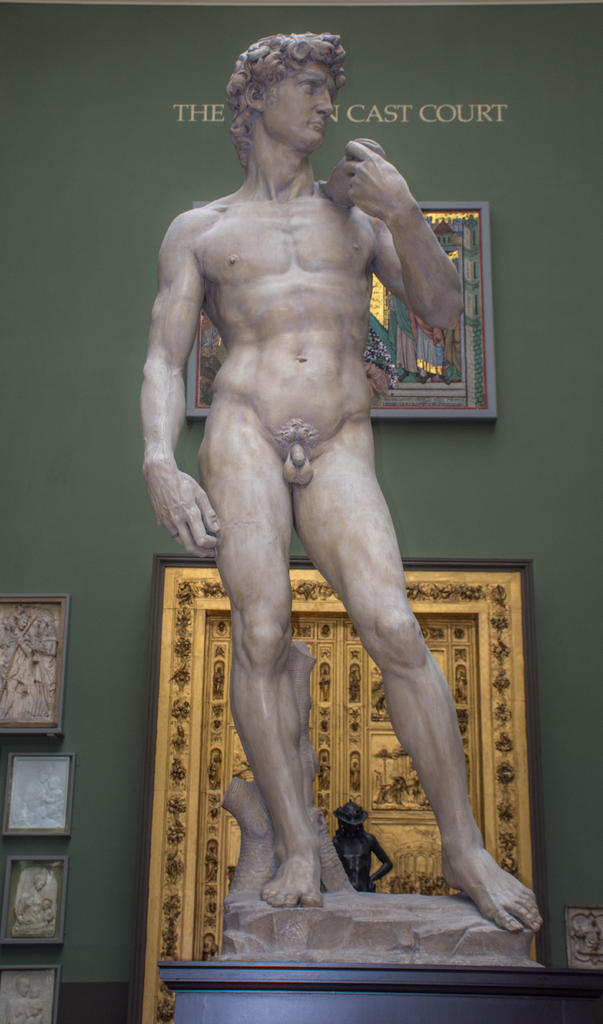 Statues-3.jpg