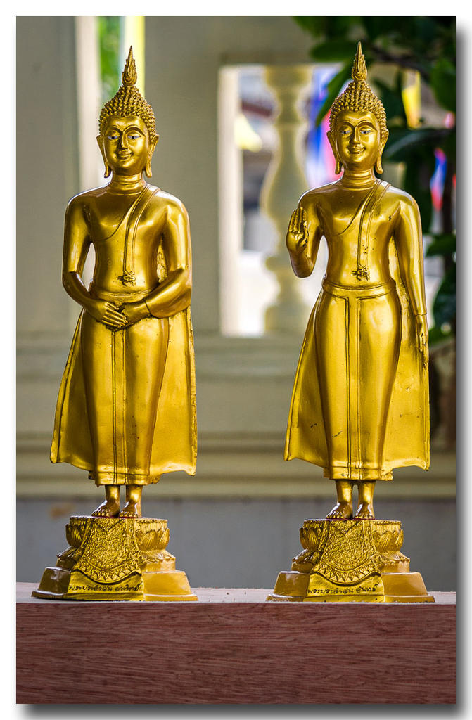 statues-ype.jpg