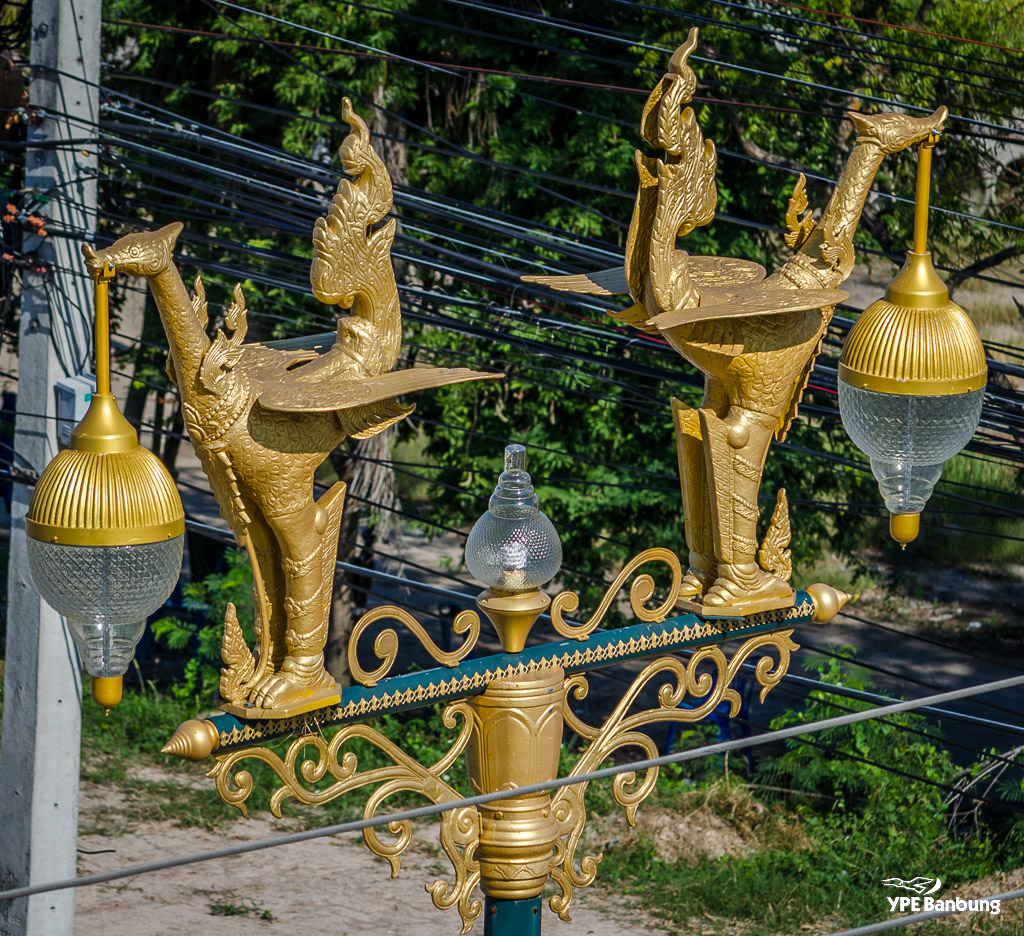 street-light-1.jpg