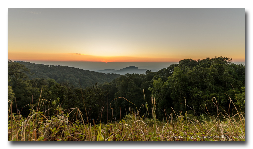 sunrise-doi-inthanon-chiangmai-1-1 (8).jpg