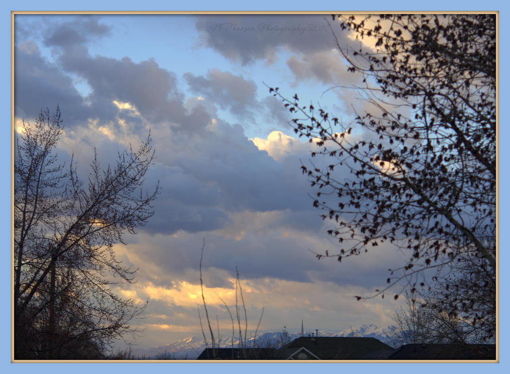 Sunrise in the Neighborhood 3-14-2016.jpg