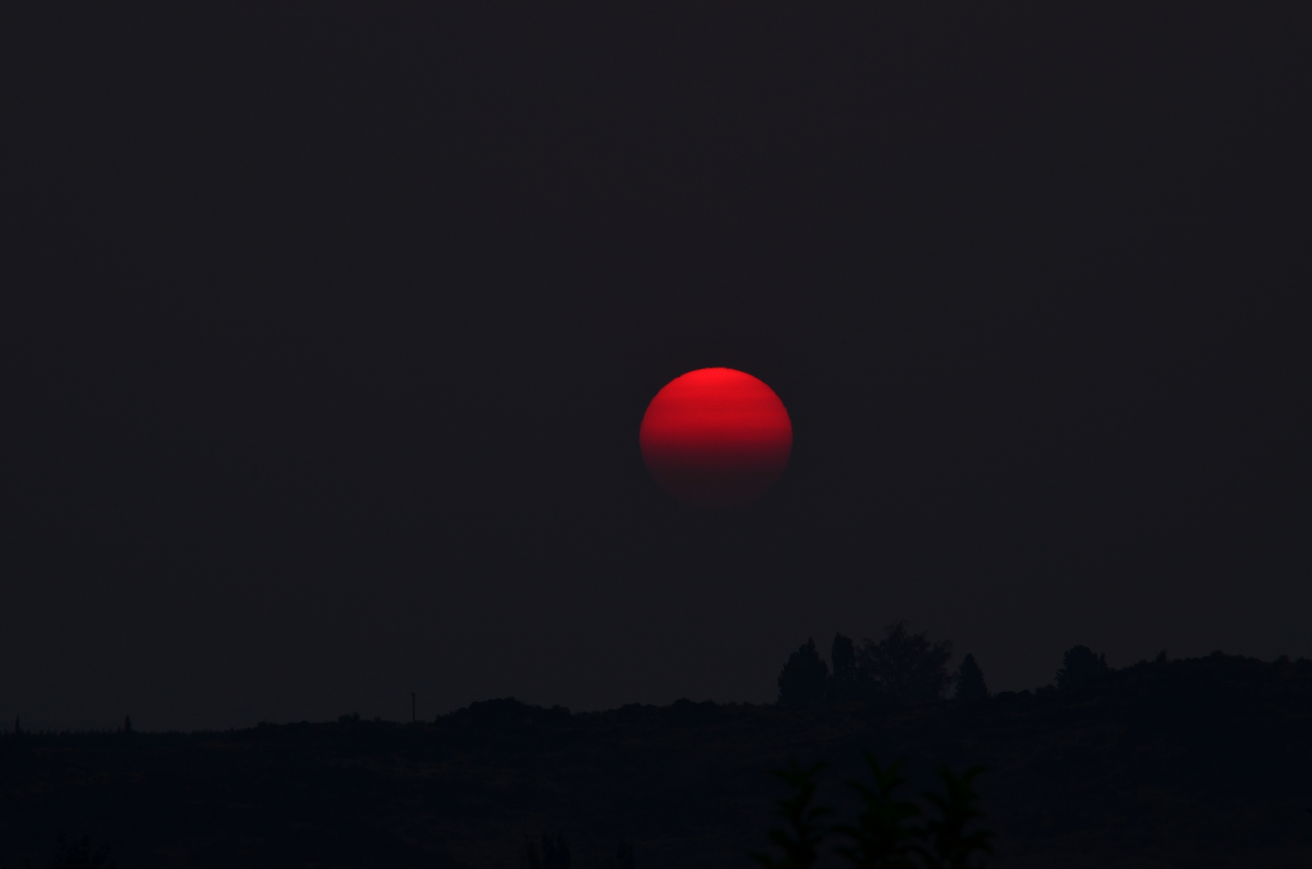 sunrise l 001 (2700x1788).jpg
