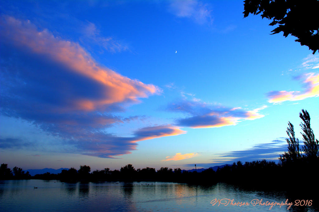 Sunset at Jensen Pond #2 9-6-2016.jpg