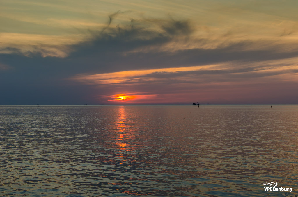sunset-bangsaen-dinner-3.jpg