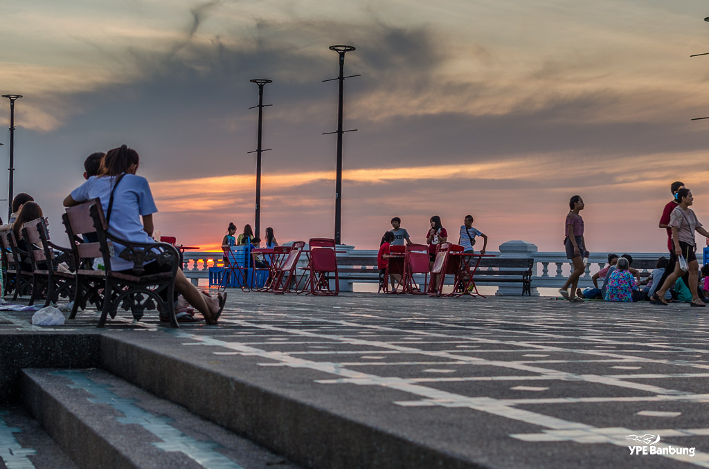 sunset-bangsaen-dinner-6.jpg
