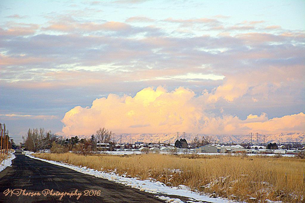 Sunset Clouds 11-29-2016.jpg