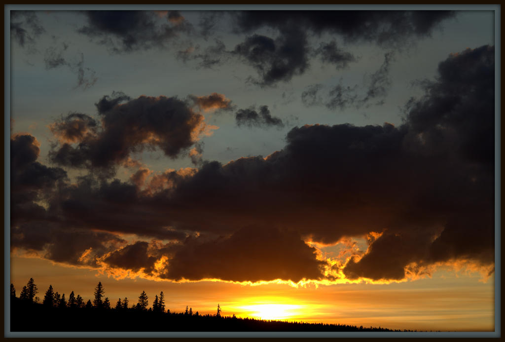 Sunset over Spirit Lake 2.jpg