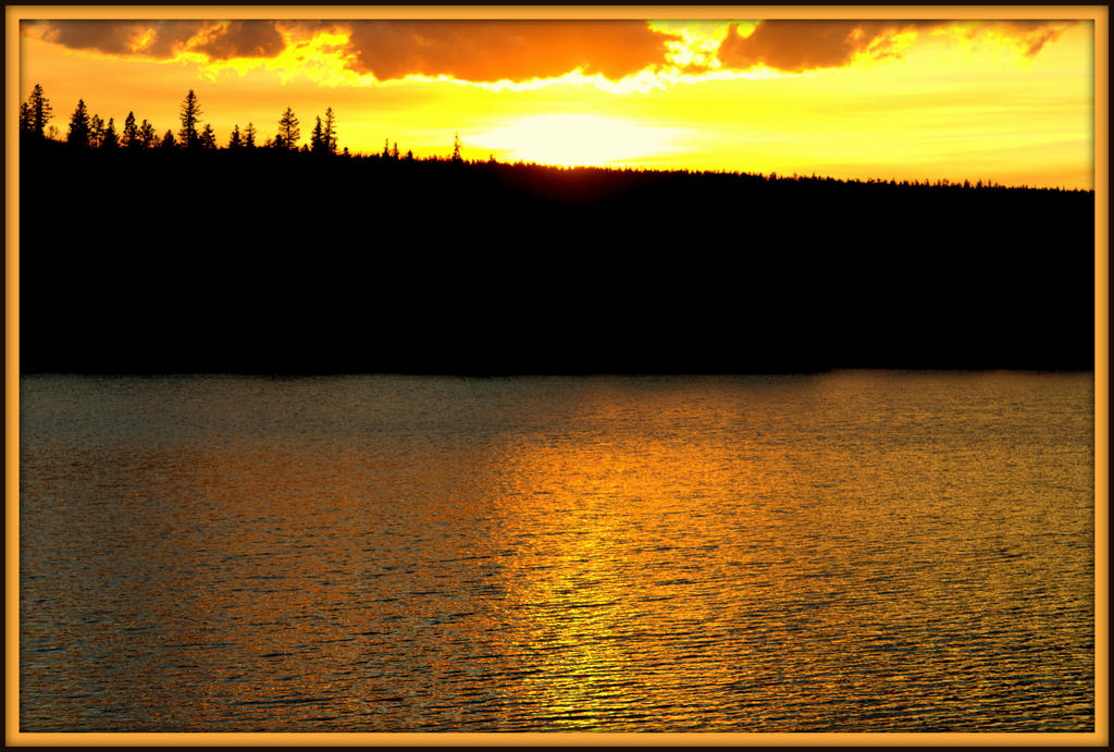 Sunset over Spirit Lake.jpg