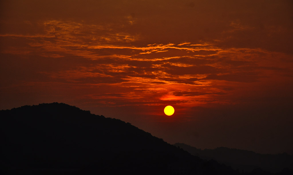 sunsetlake-1.jpg