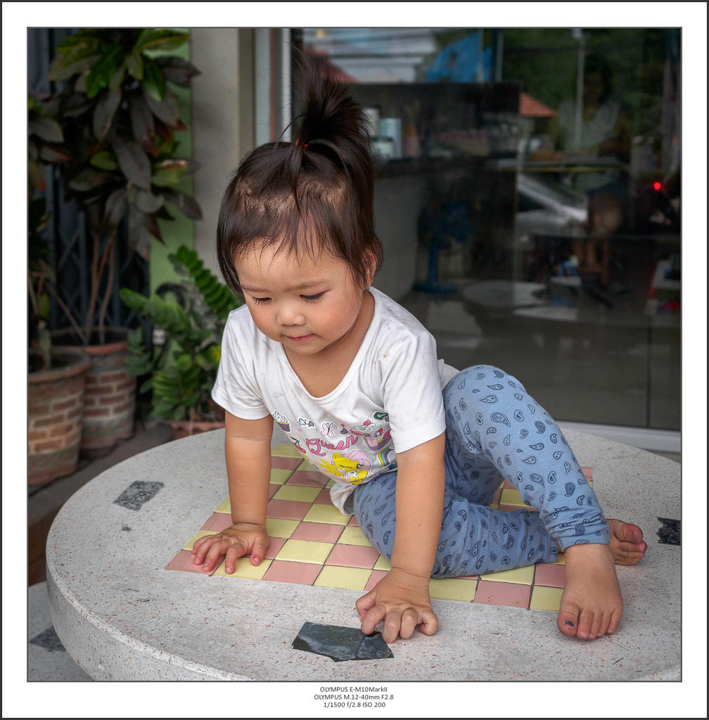 test-snap-of-my-neighbors-daughter-3.jpg