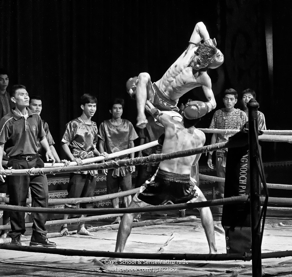 thai-boxing-bw-1.jpg