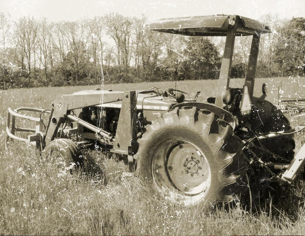 Tractor.jpg