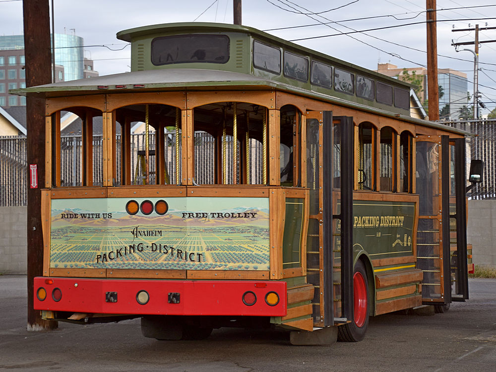 Trolley.jpg