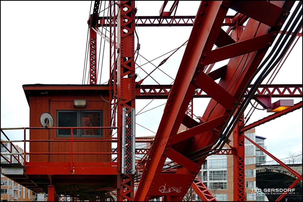 Turntable Bridge B2.jpg