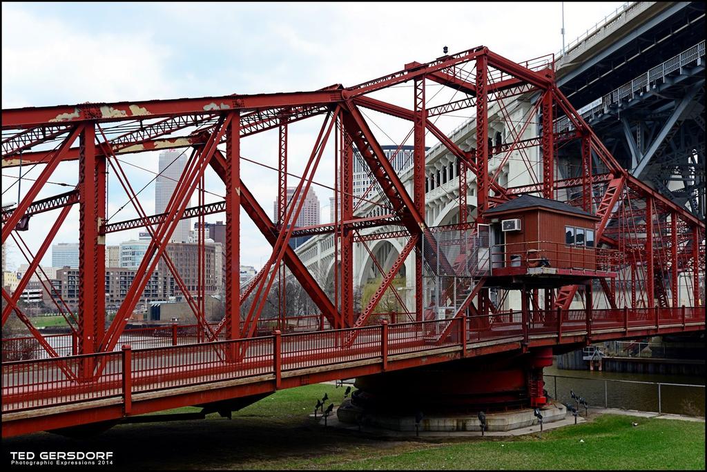 Turntable Bridge C.jpg