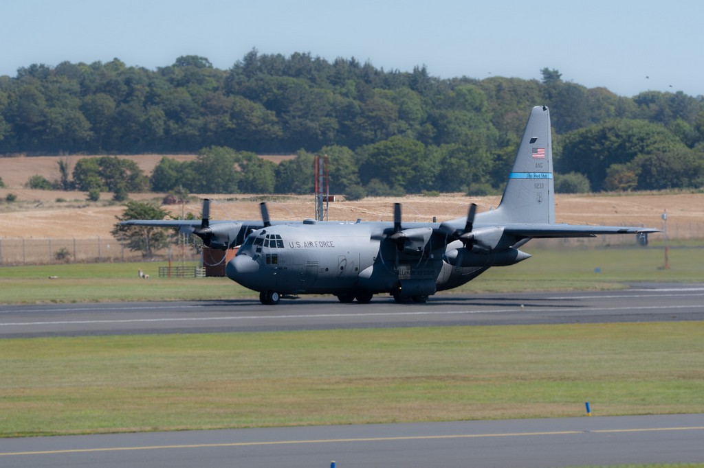 USAF11233-2.jpg