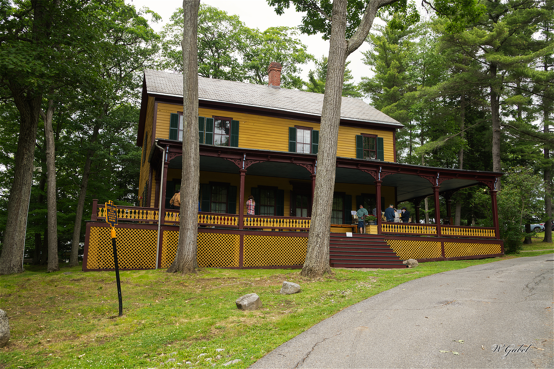 USGrantCottage0997 sm.jpg