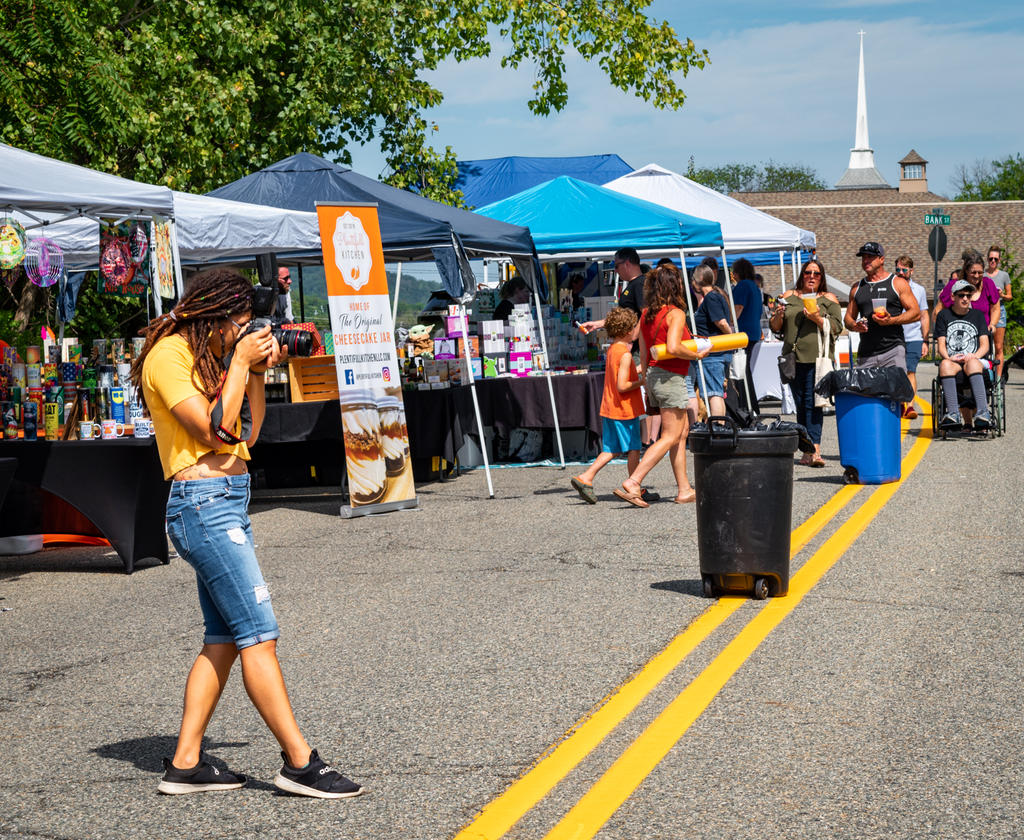 Vernon Fair Girl Photog 2 (1 of 1).jpg