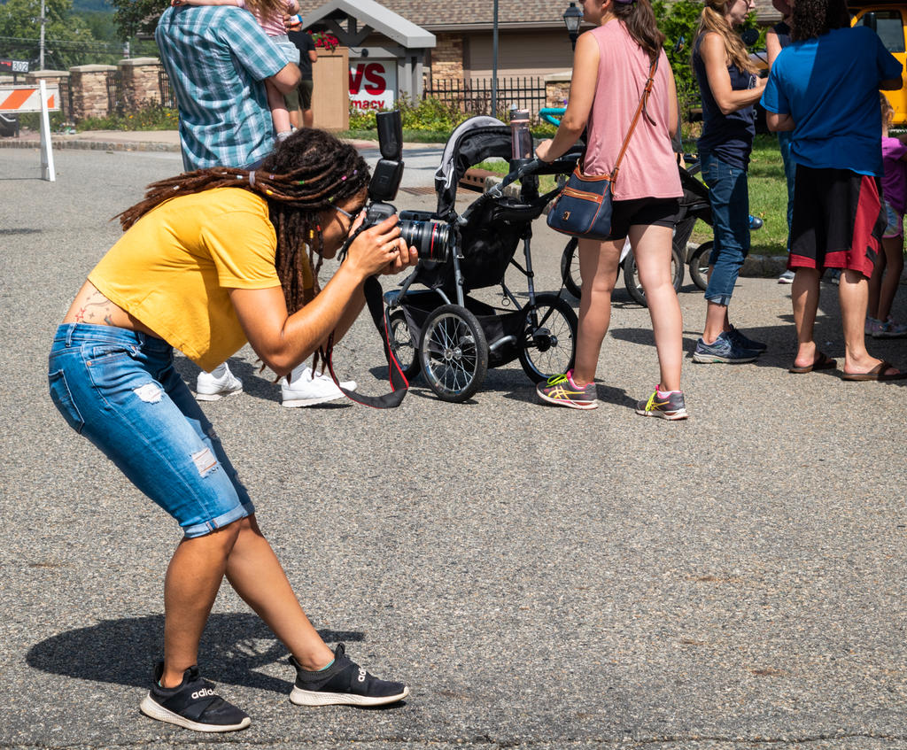 Vernon Fair Girl Photog 3 (1 of 1).jpg