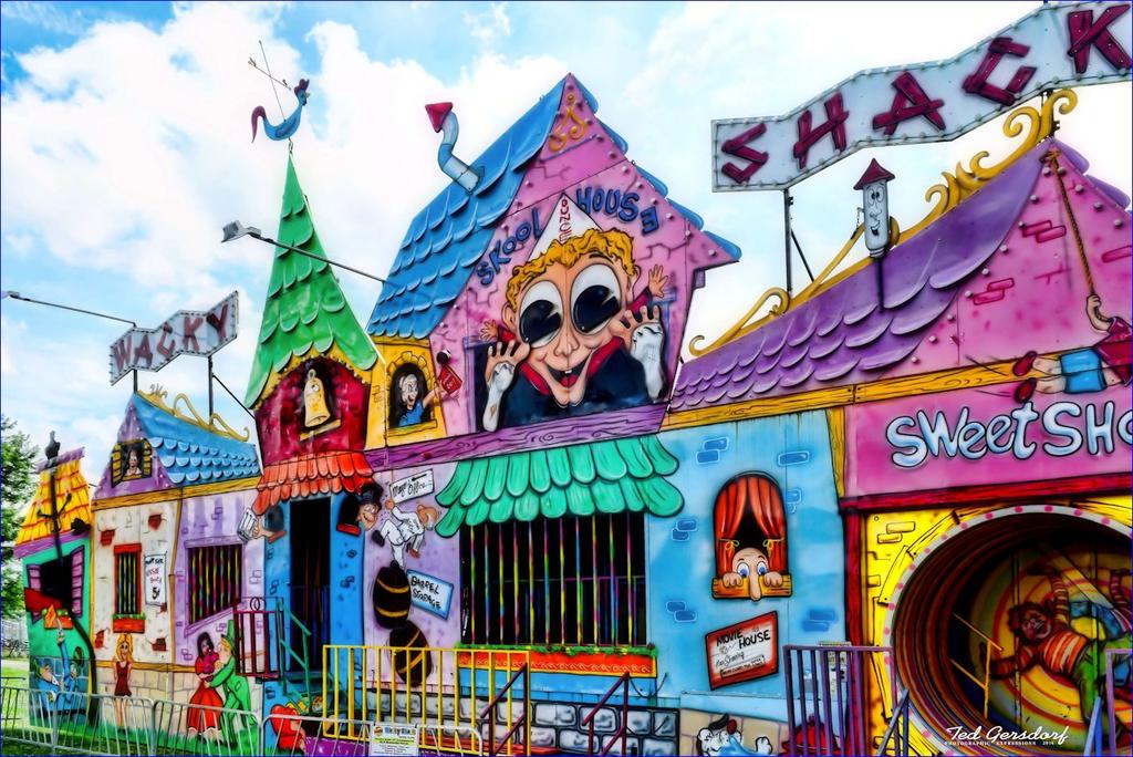 Wacky Shack.jpg
