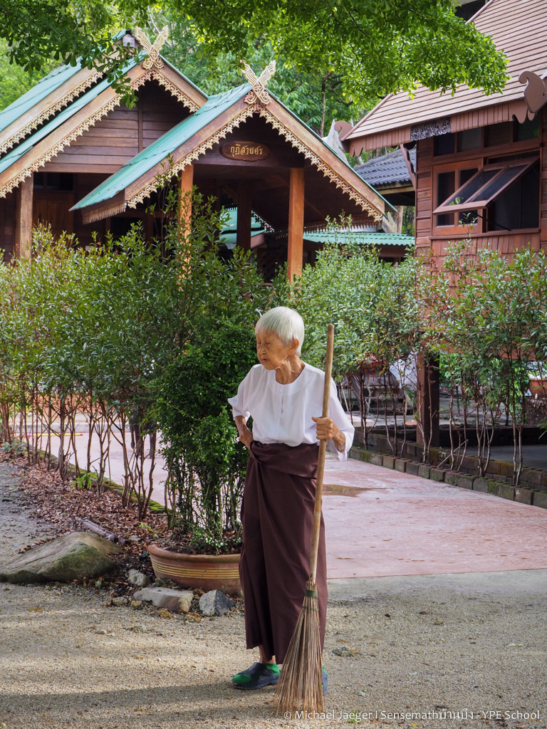 walk1-13.jpg