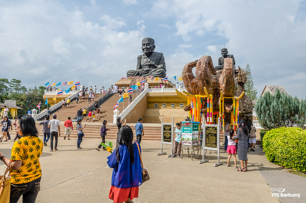 Wat-Huyai-Mohnkhol-25.jpg
