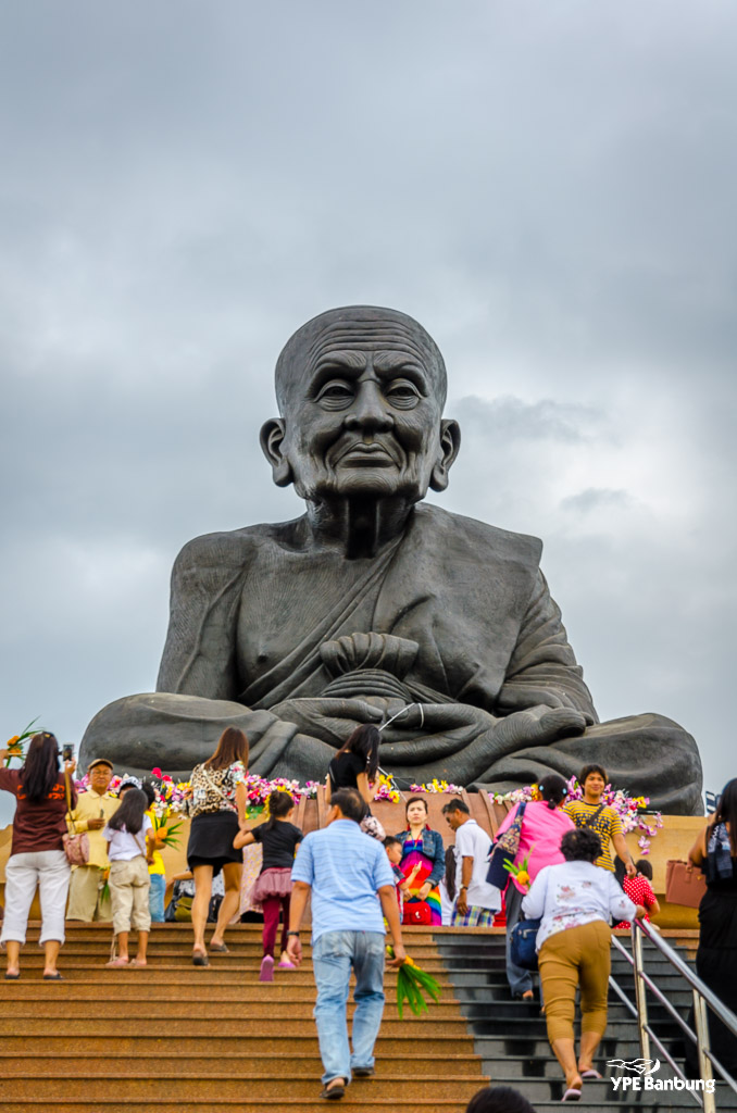 Wat-Huyai-Mohnkhol-4.jpg