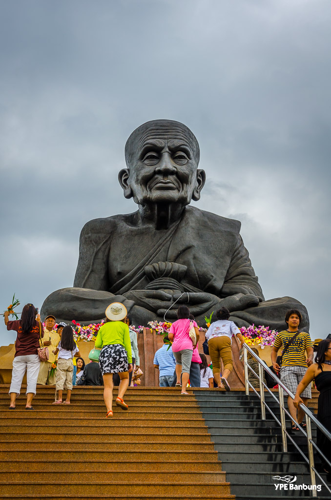Wat-Huyai-Mohnkhol-5.jpg