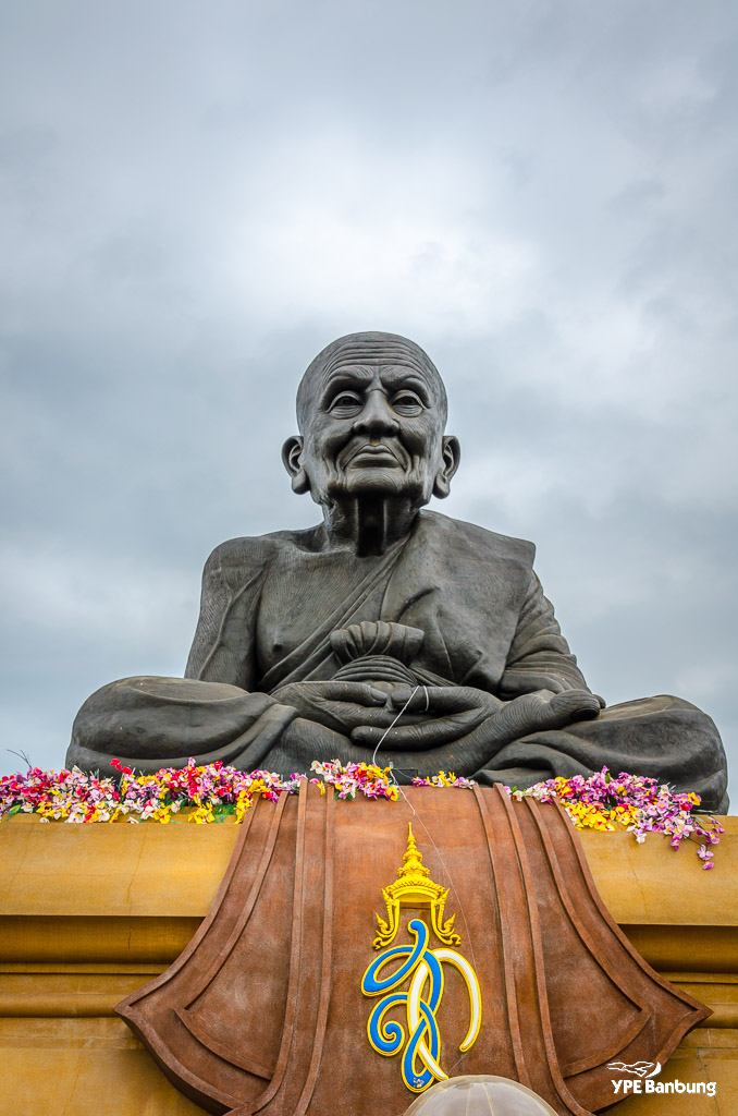 Wat-Huyai-Mohnkhol-6.jpg