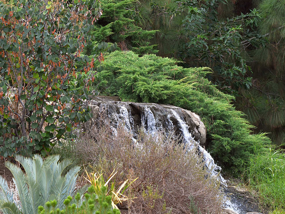 Waterfall.jpg