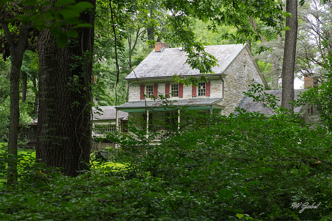 WBlackhouse1254.jpg