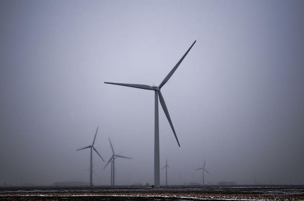 wind turbines21200.jpg