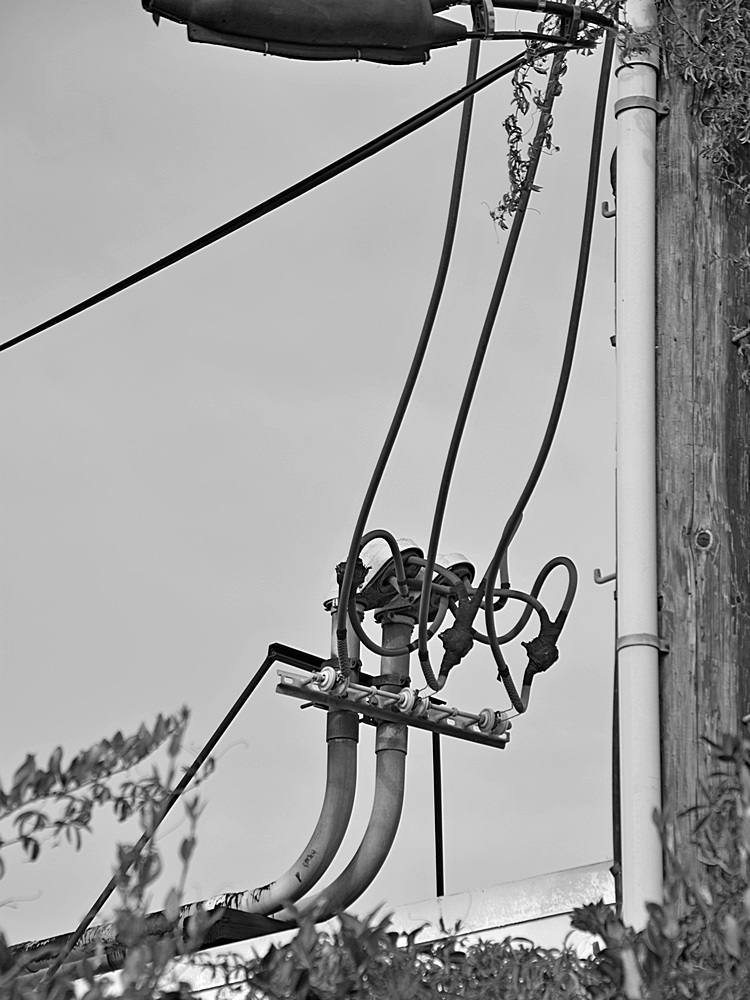 Wires.jpg