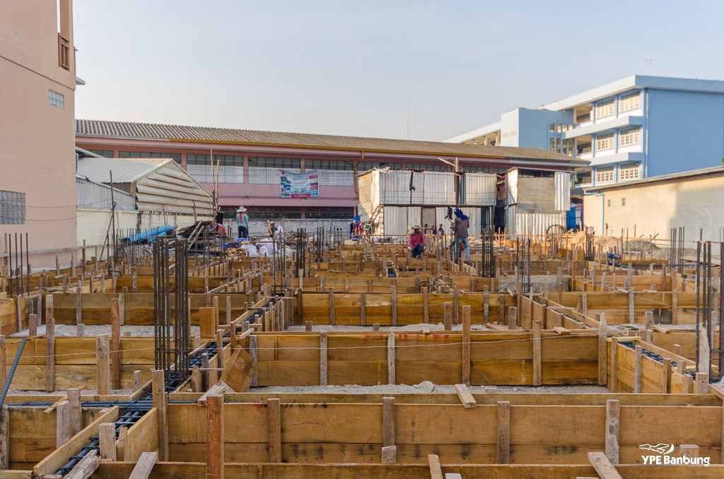 worker-6.jpg