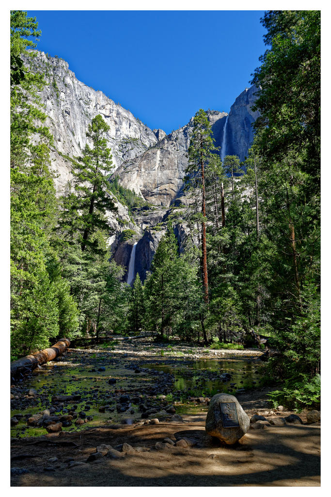 Yosemite Falls from trail.jpg
