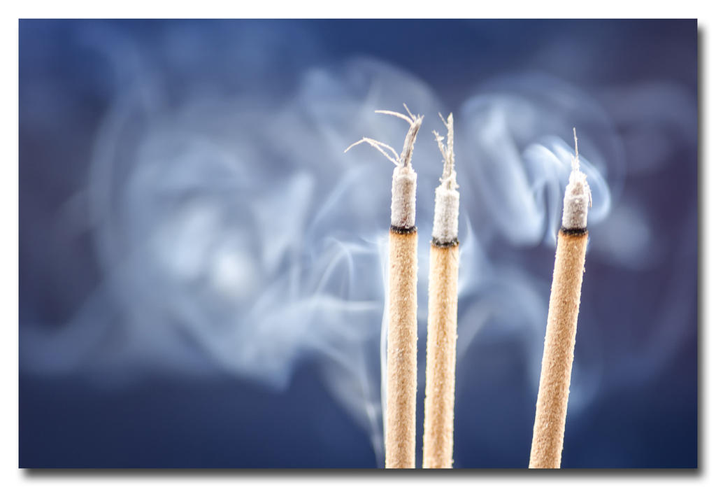 YPE-Banung-Joss-sticks-1-FrameShop_1.jpg