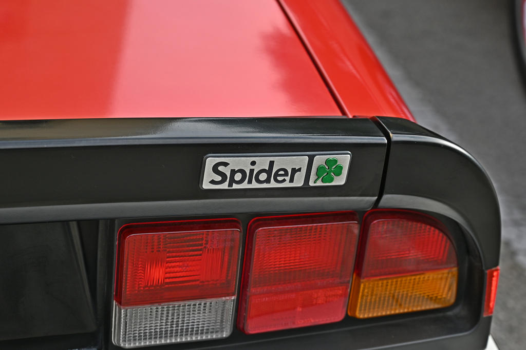Z50_0033_L_sm.jpg