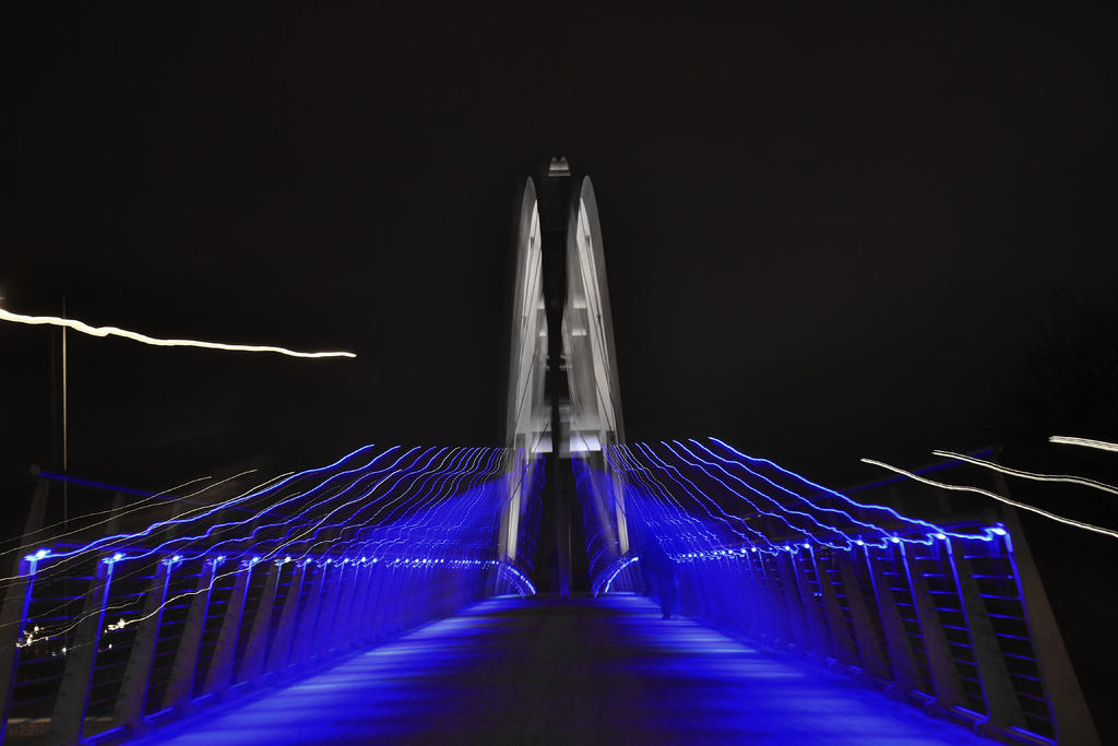zoom light infinity.jpg